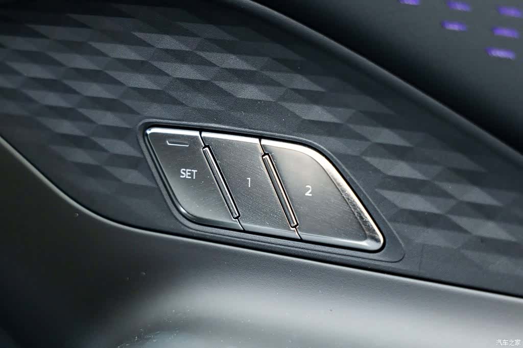 Audi A6L, 2026 19