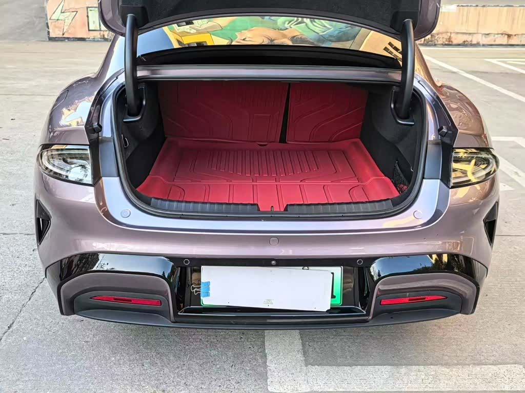 Xiaomi SU7, 2025 14