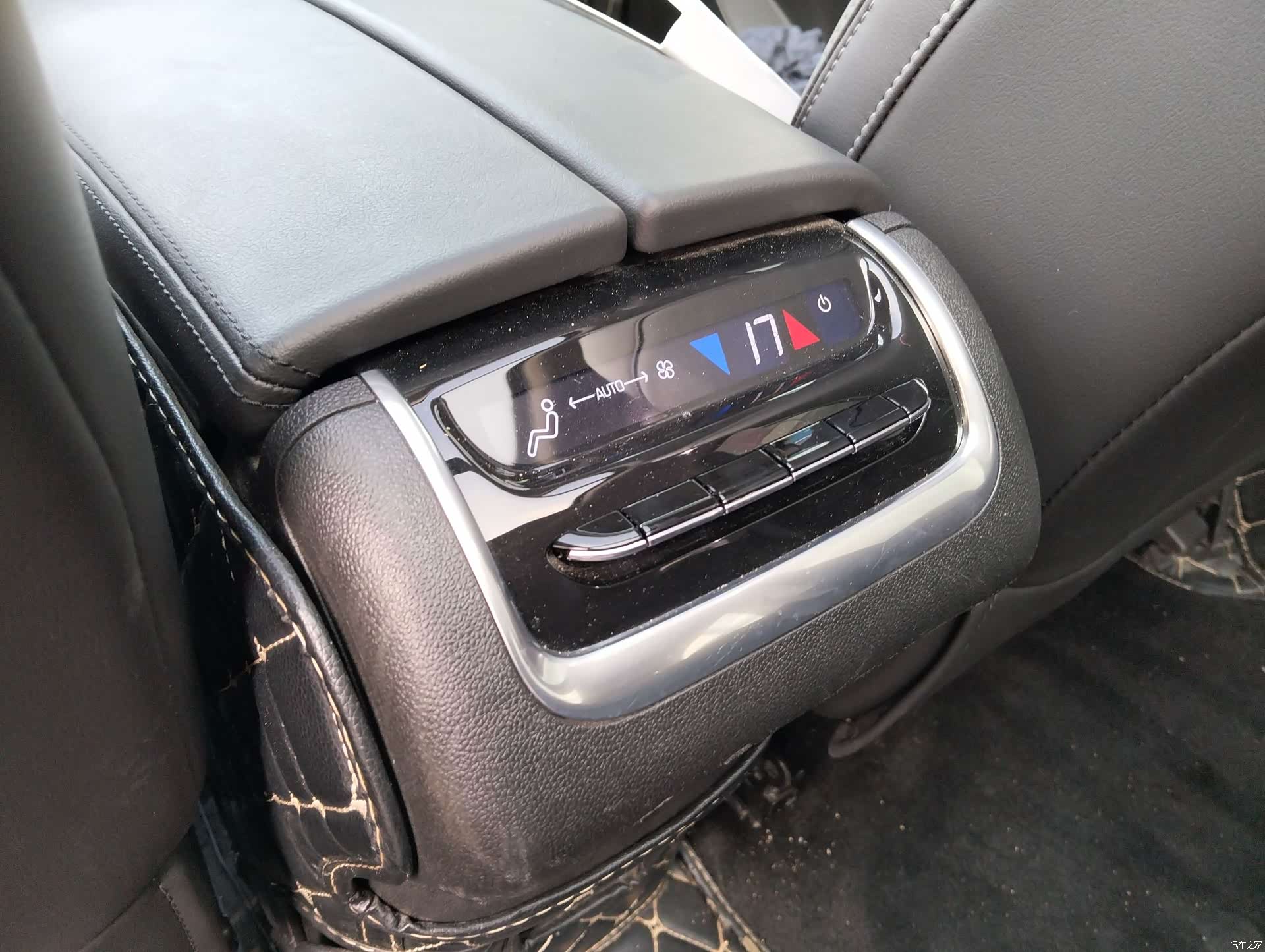 Buick Enclave, 2021 15