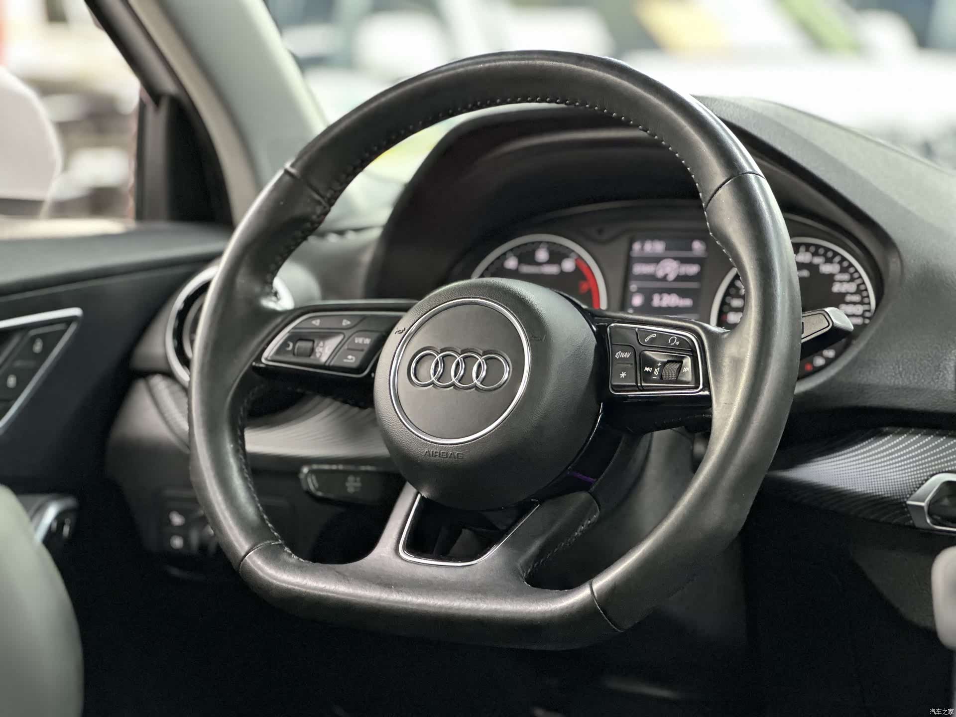 Audi Q2L, 2021 18