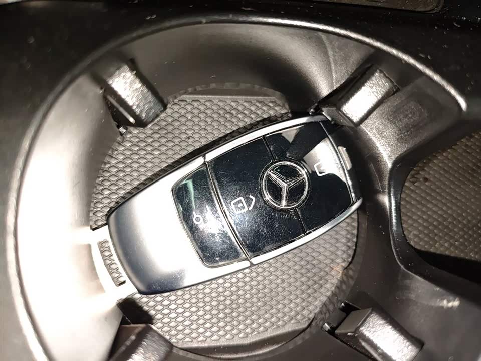 Mercedes-Benz E-class Mercedes-Benz E-class