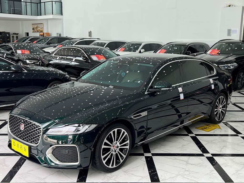 Jaguar XFL