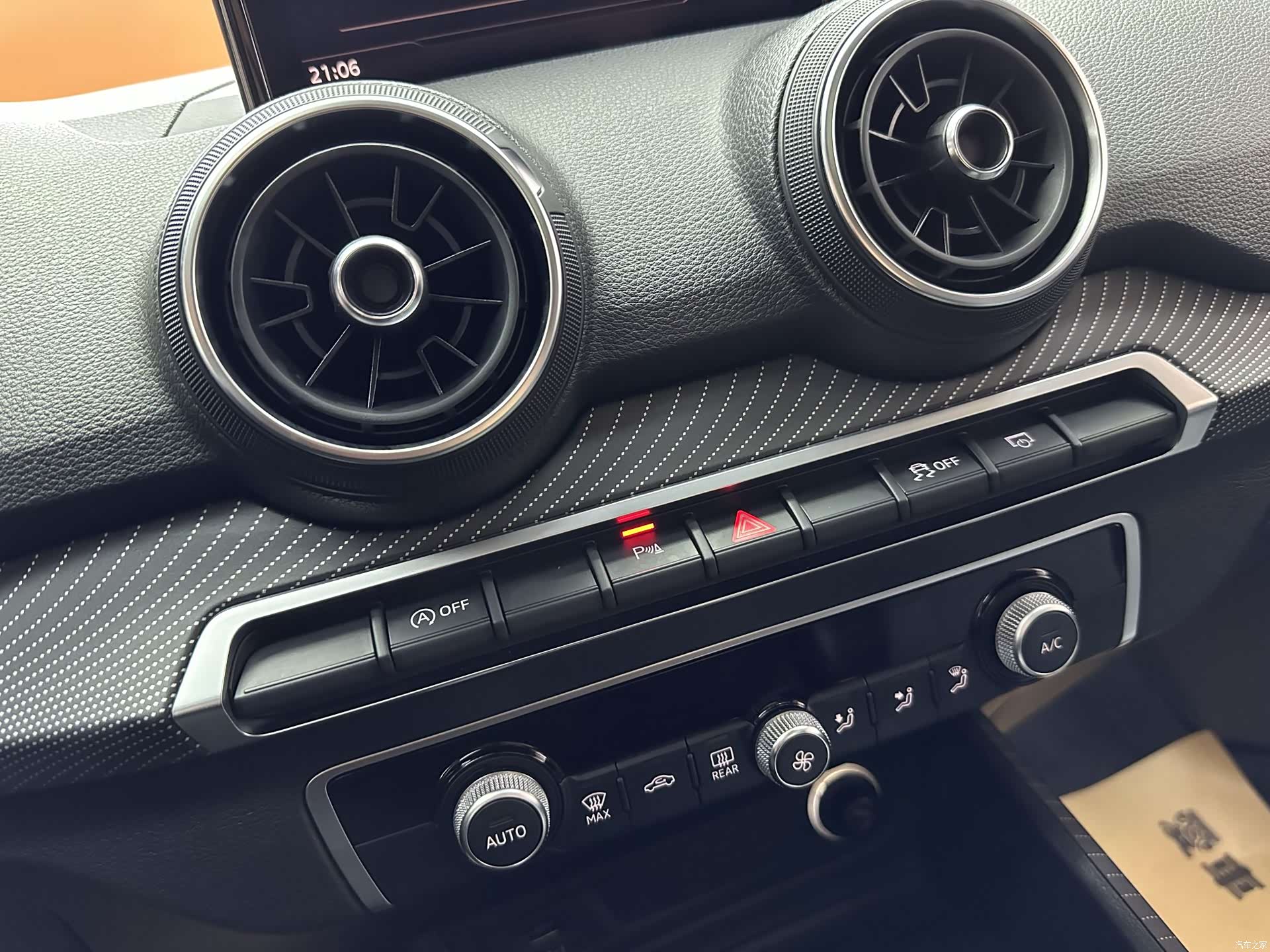 Audi Q2L, 2020 22
