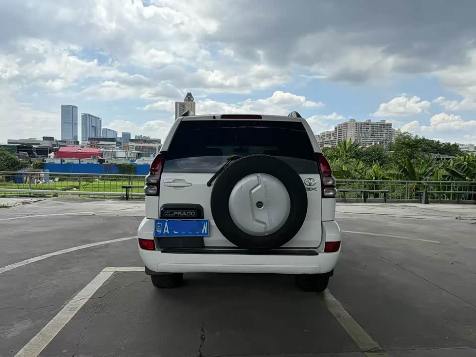 Toyota Prado