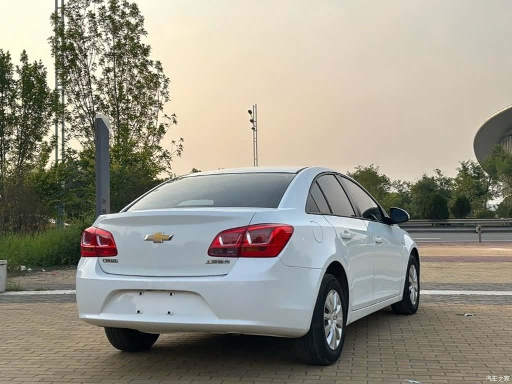 Chevrolet SL, 2015 4