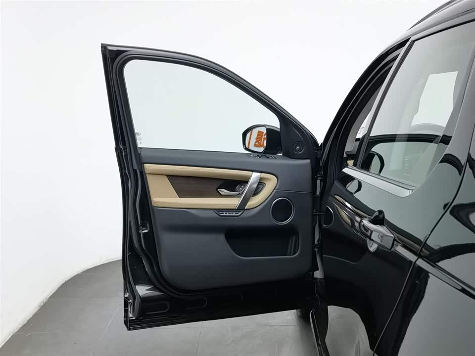 Land Rover Discover sports