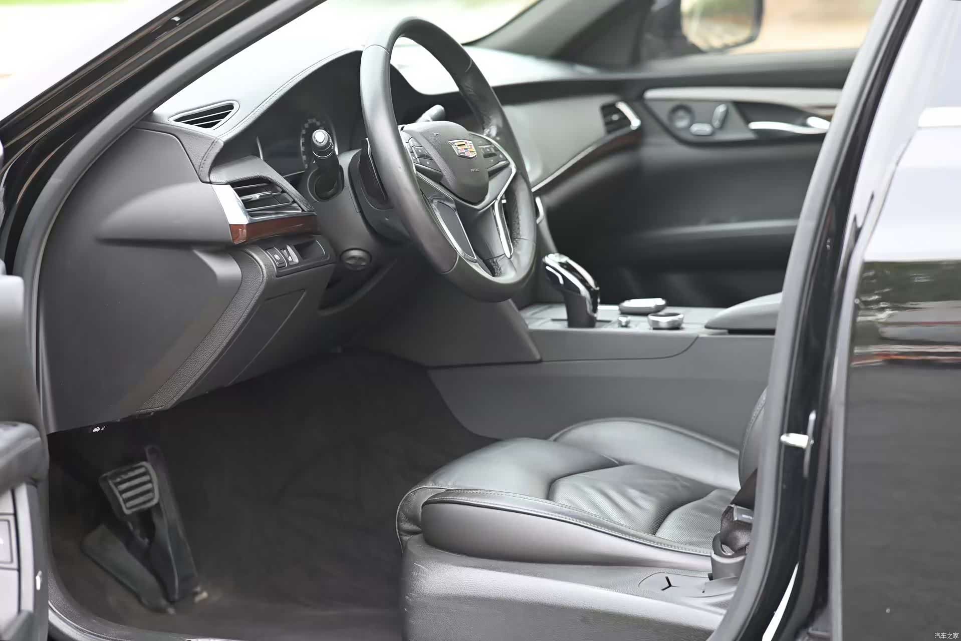 Cadillac CT6, 2020 4