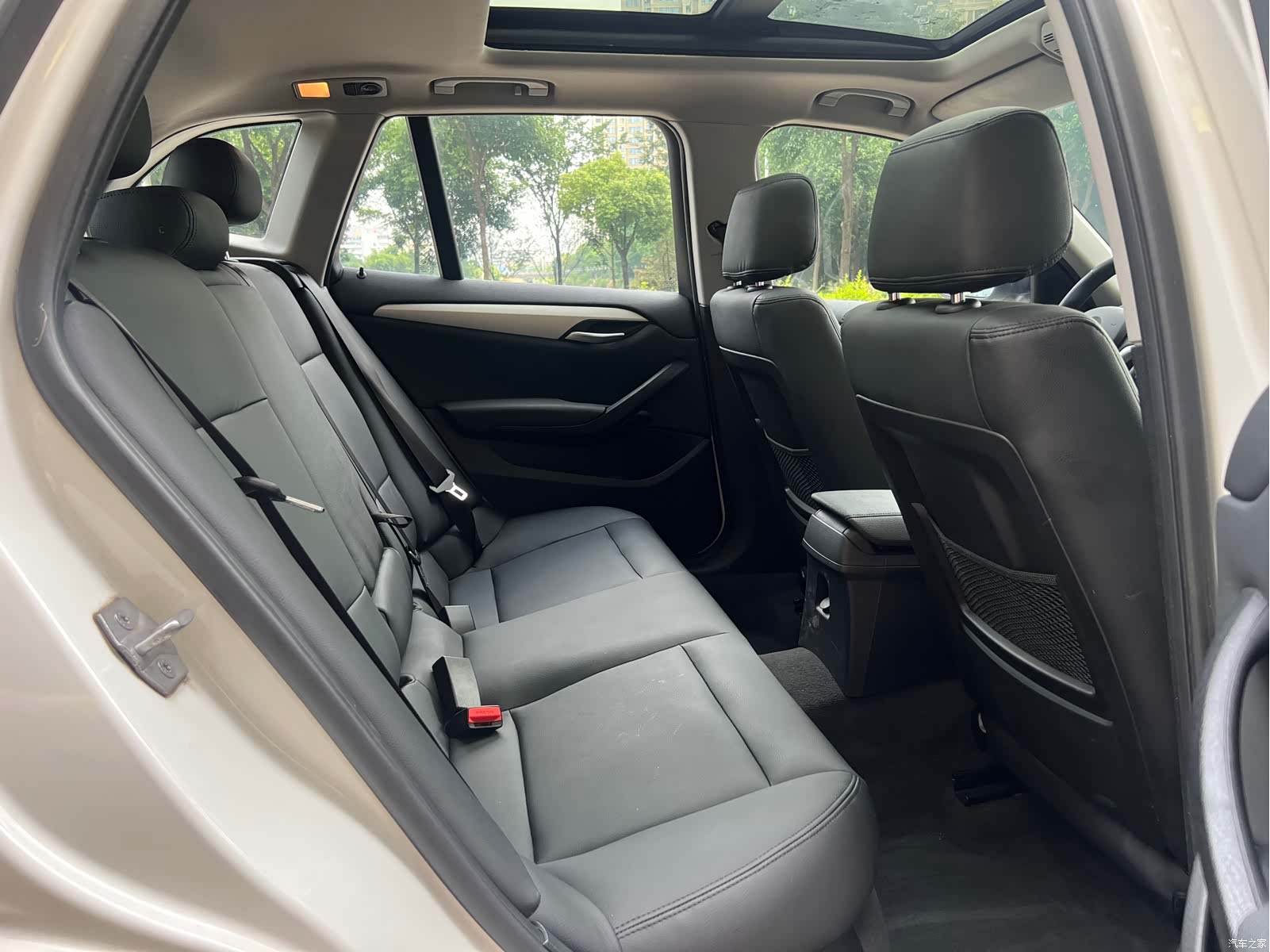 BMW X1, 2015 14