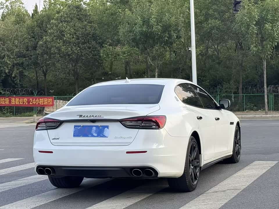 Maserati President