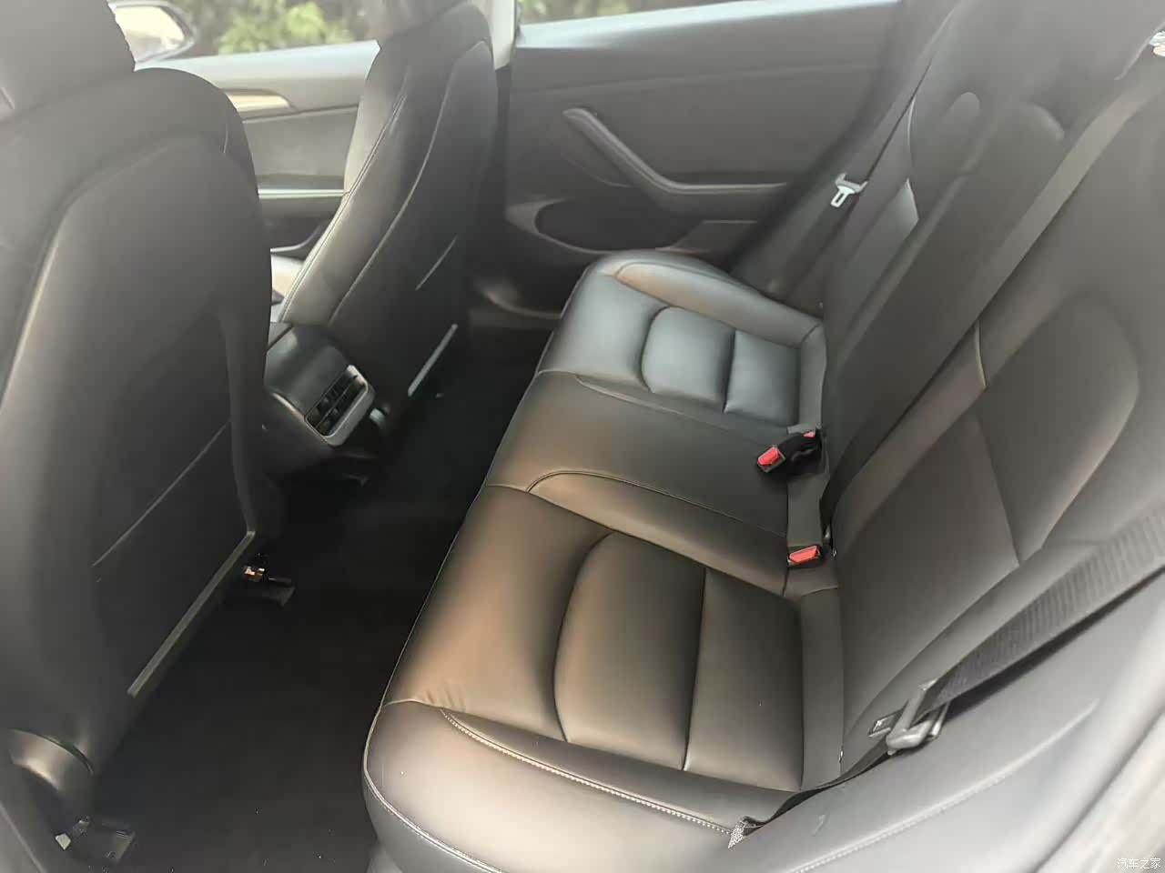 Tesla Model 3, 2021 все фото