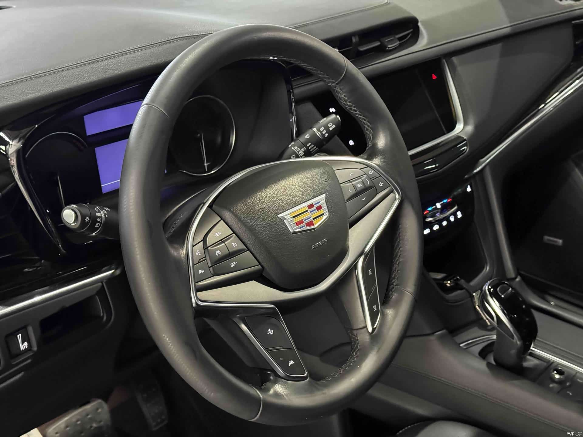 Cadillac XT5, 2022 15