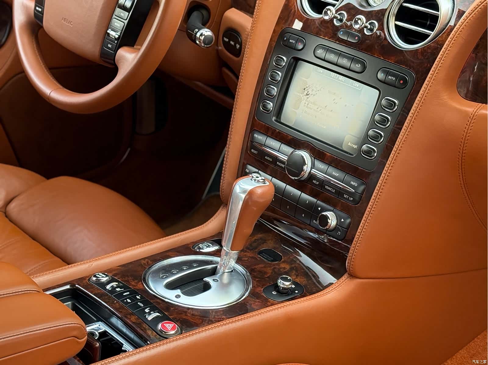 Bentley Continental GT, 2004 13