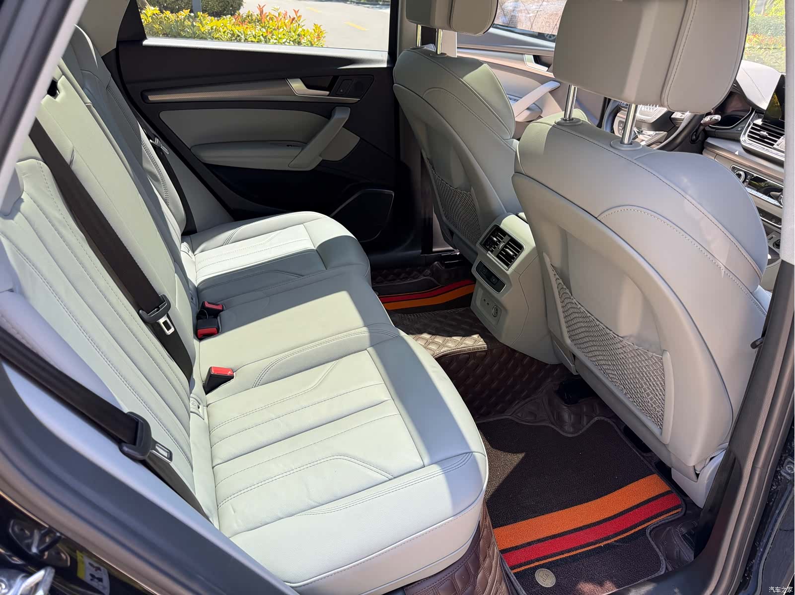 Audi Q5L, 2022 11
