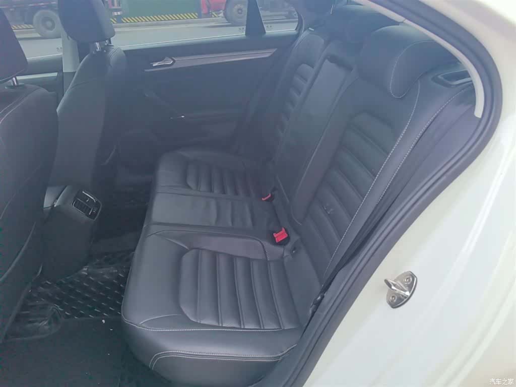 Volkswagen Lamando, 2017 17
