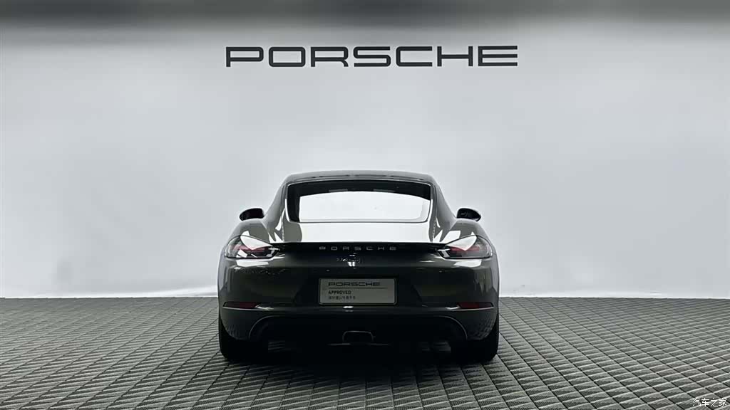 Porsche Cayman, 2023 все фото
