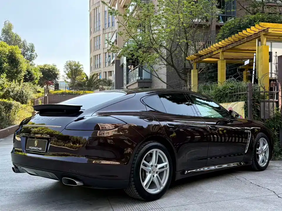 Porsche Panamera