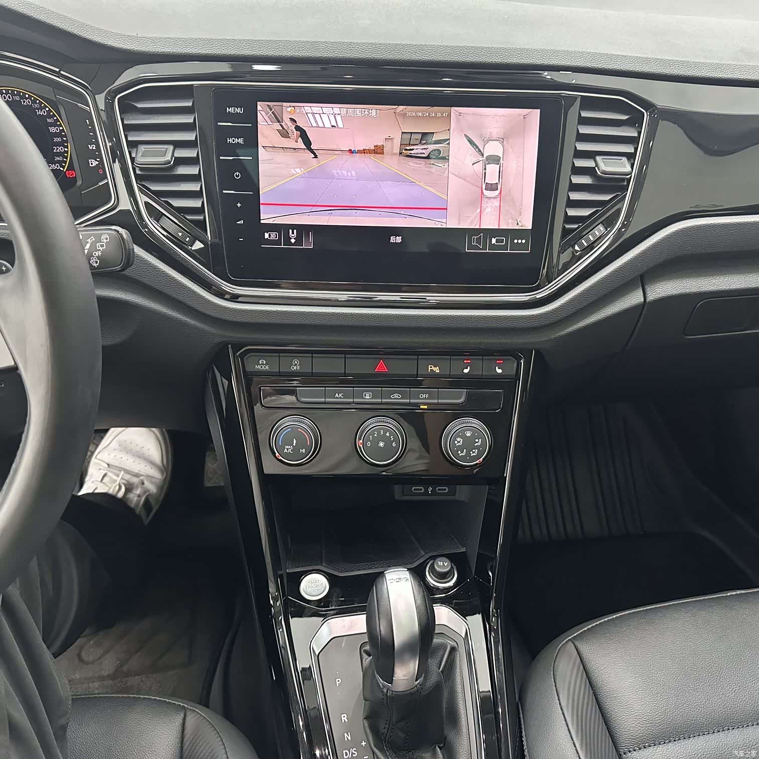Volkswagen T-ROC, 2022 14