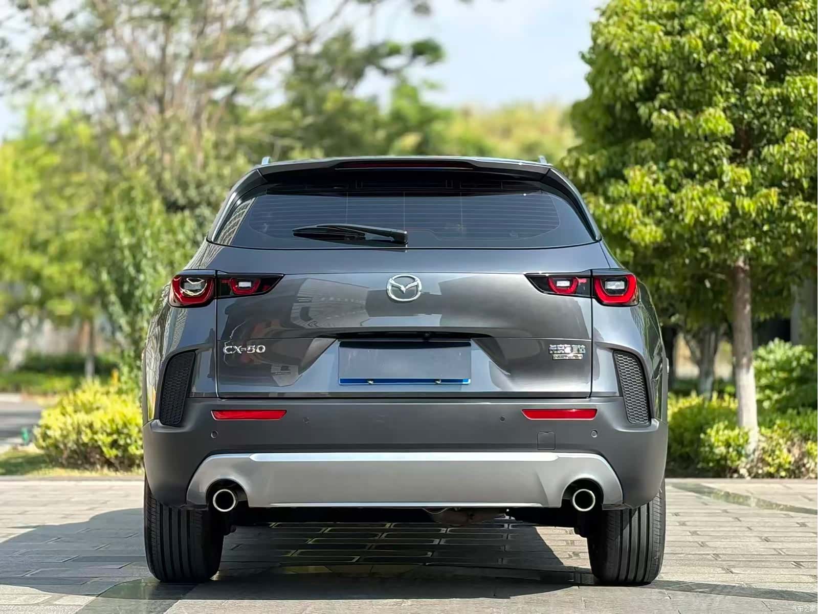 Mazda CX-50, 2025 все фото