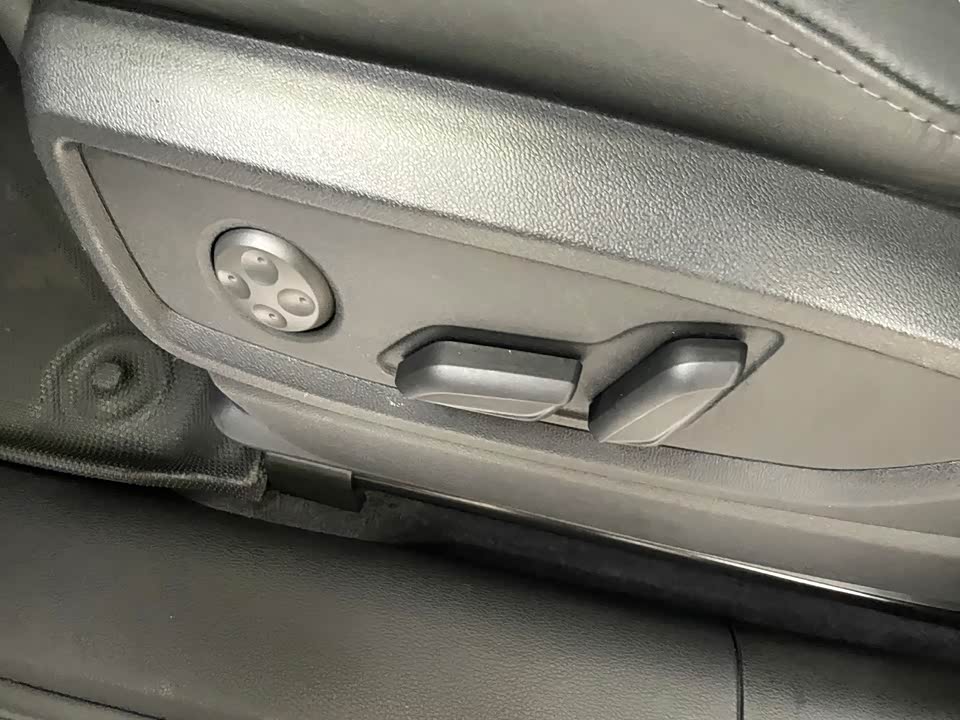 Audi Q5L Audi Q5L