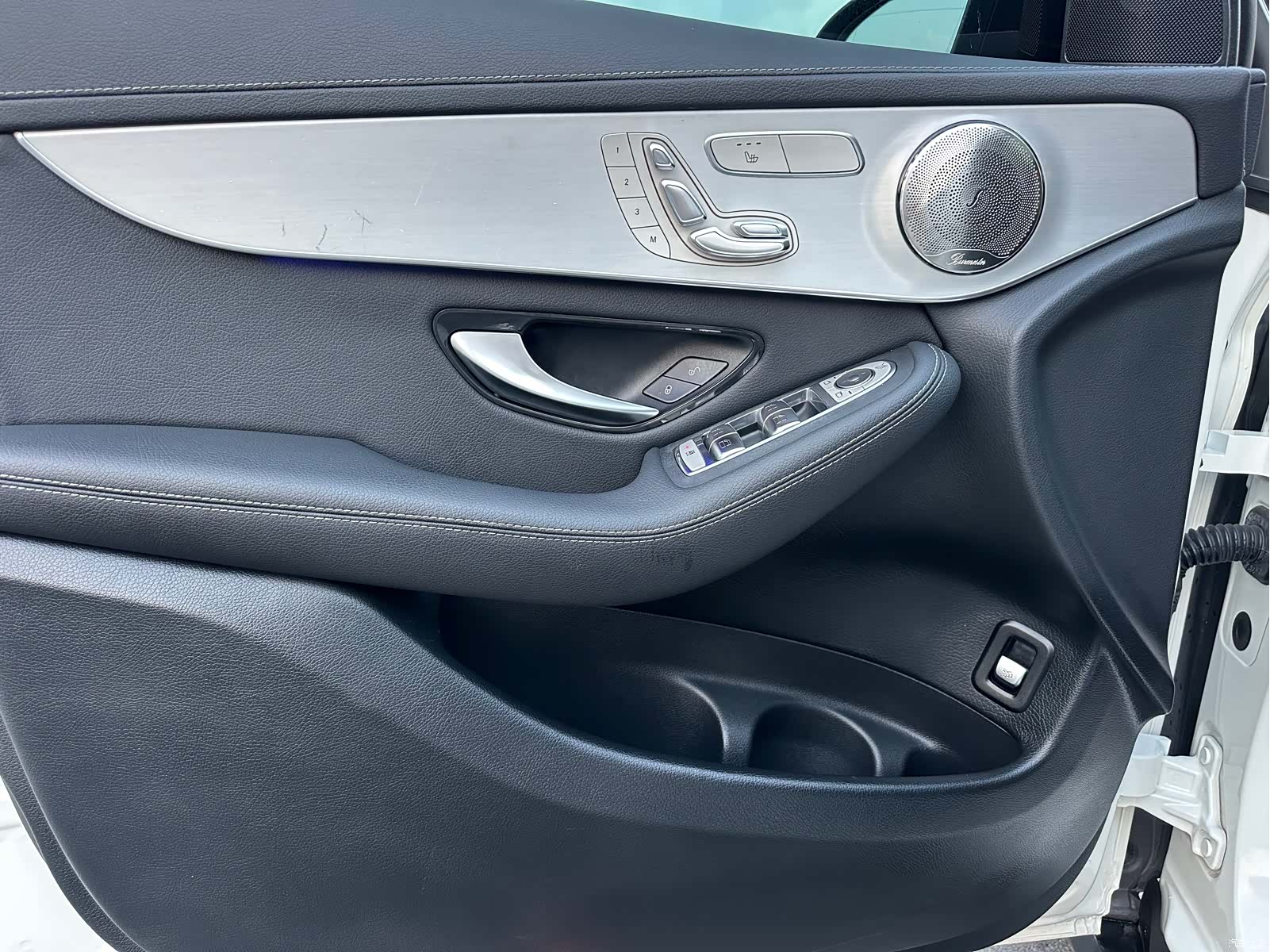 Mercedes-Benz GLC, 2021 4