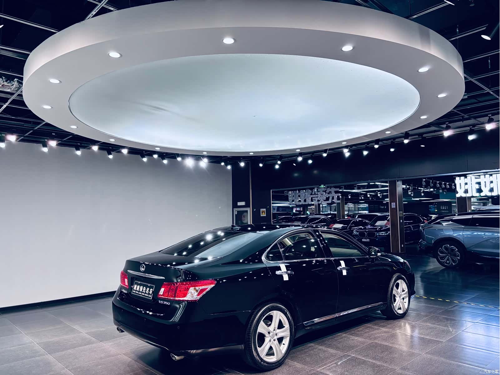 Lexus ES, 2013 3