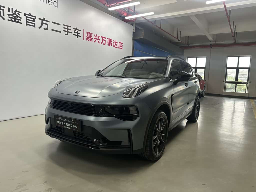 Lynk & Co 01