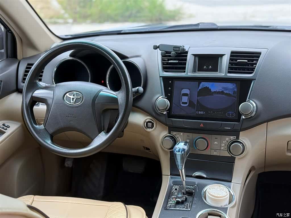 Toyota Highlander, 2012 10