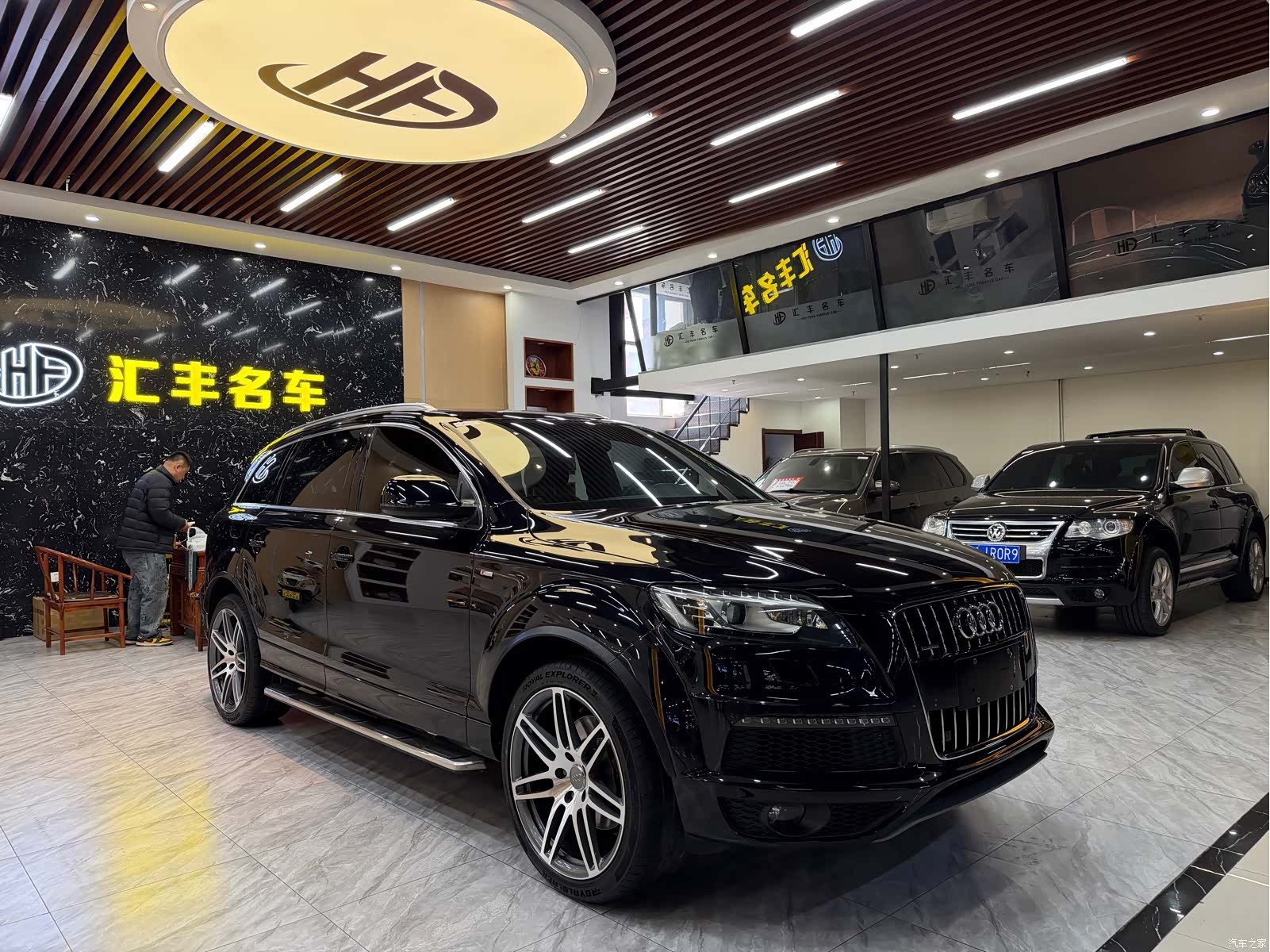 Audi Q7, 2011 3