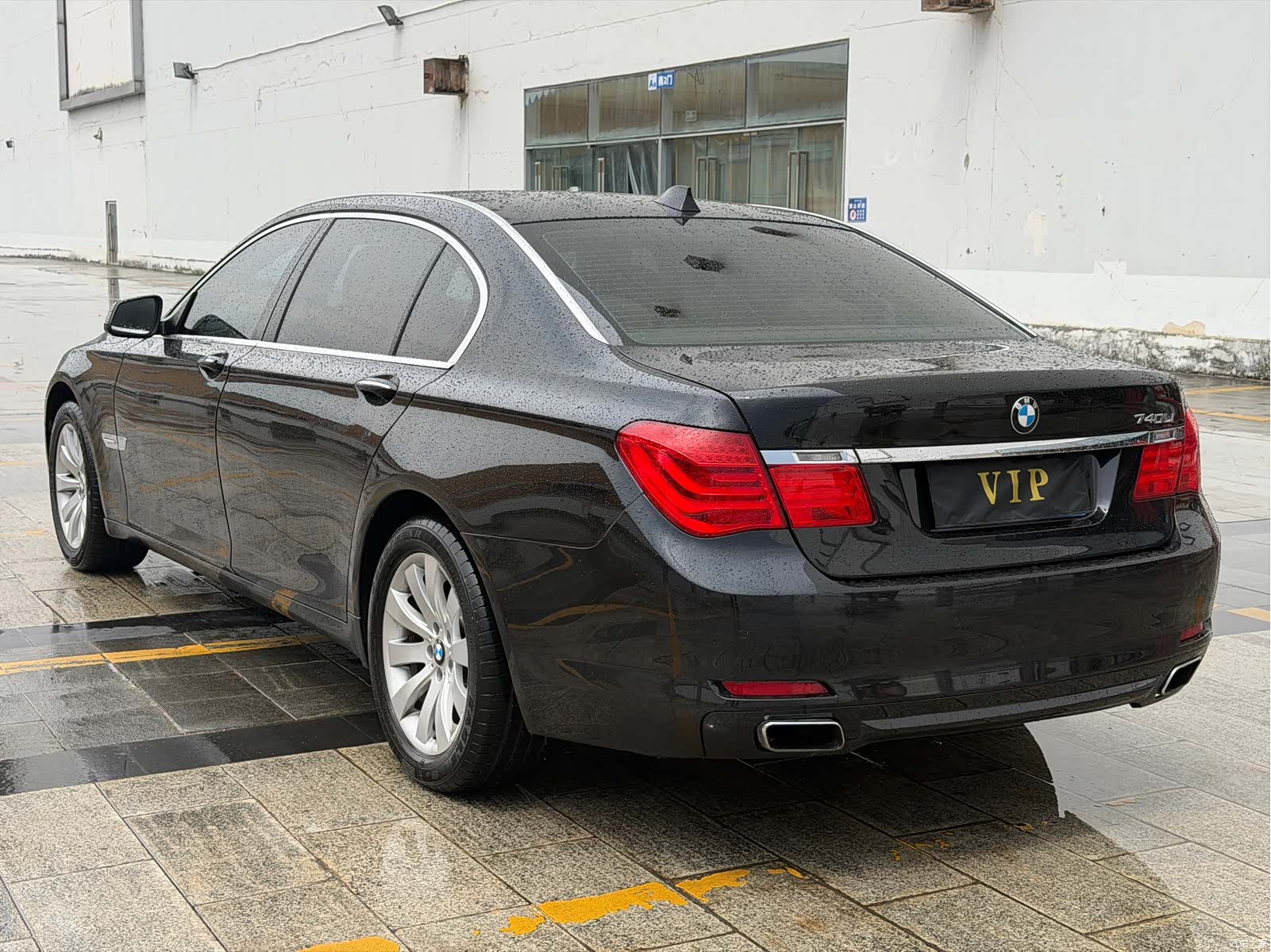 BMW 7 Series, 2011 все фото