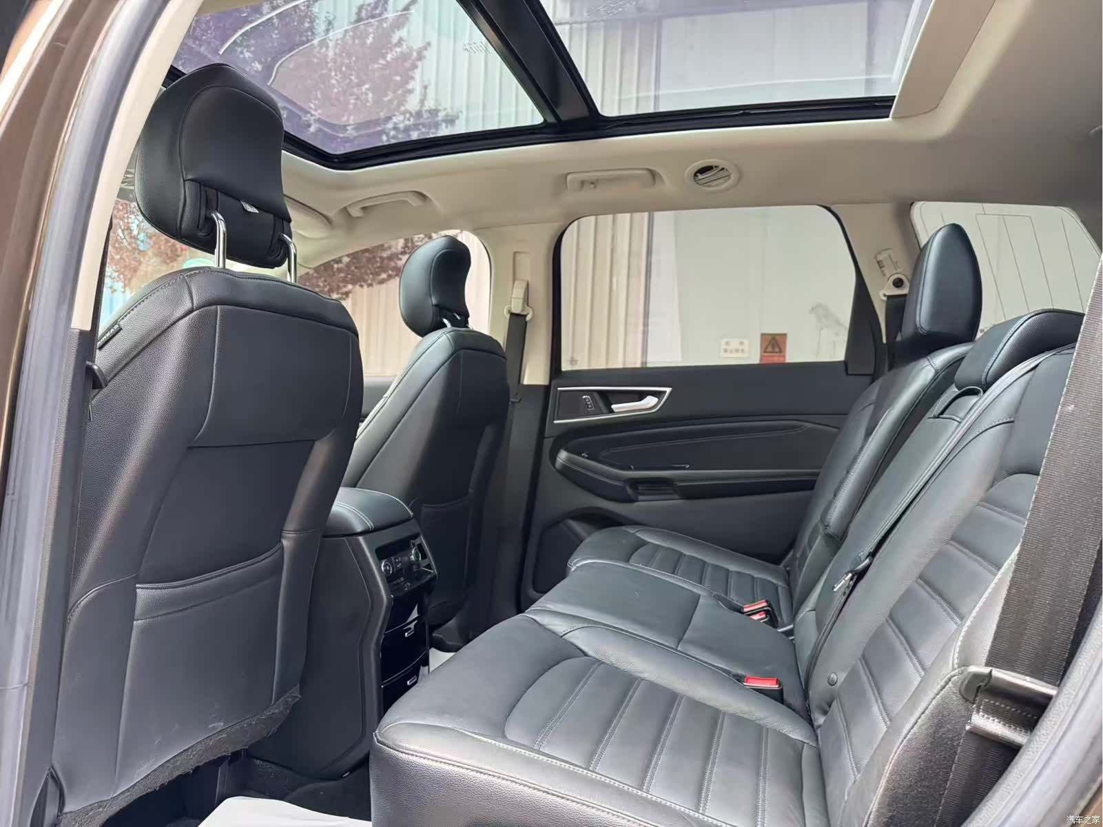 Ford Edge, 2017 9