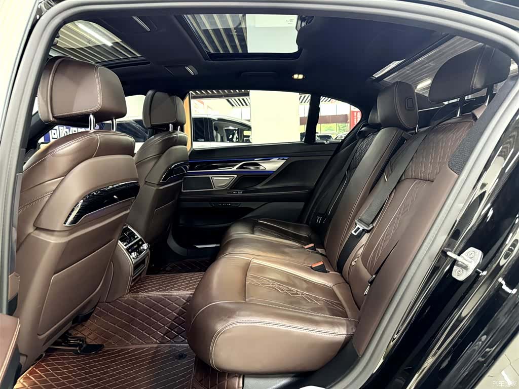 BMW 7 Series, 2021 13