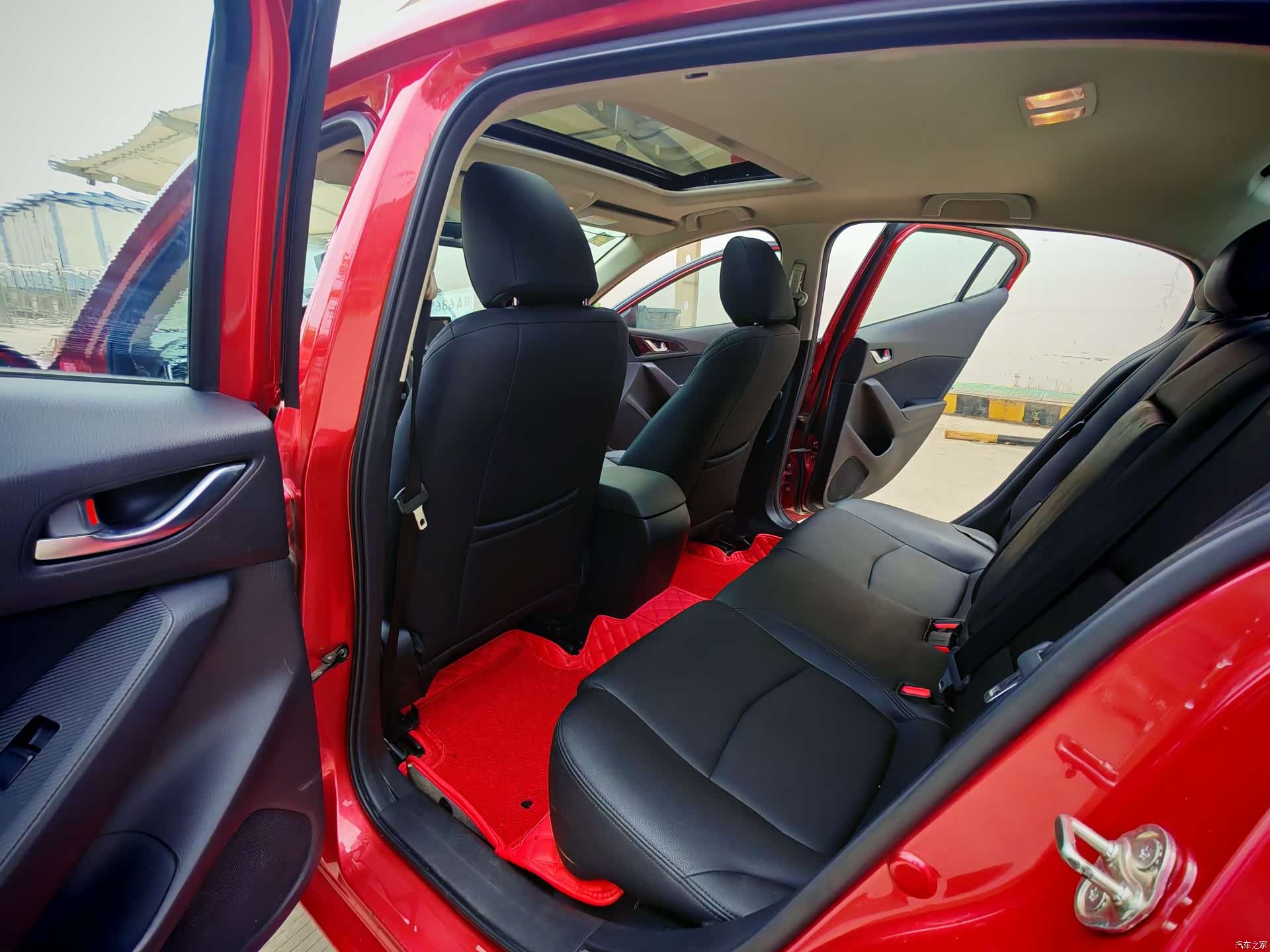 Mazda Mazda3, 2016 10