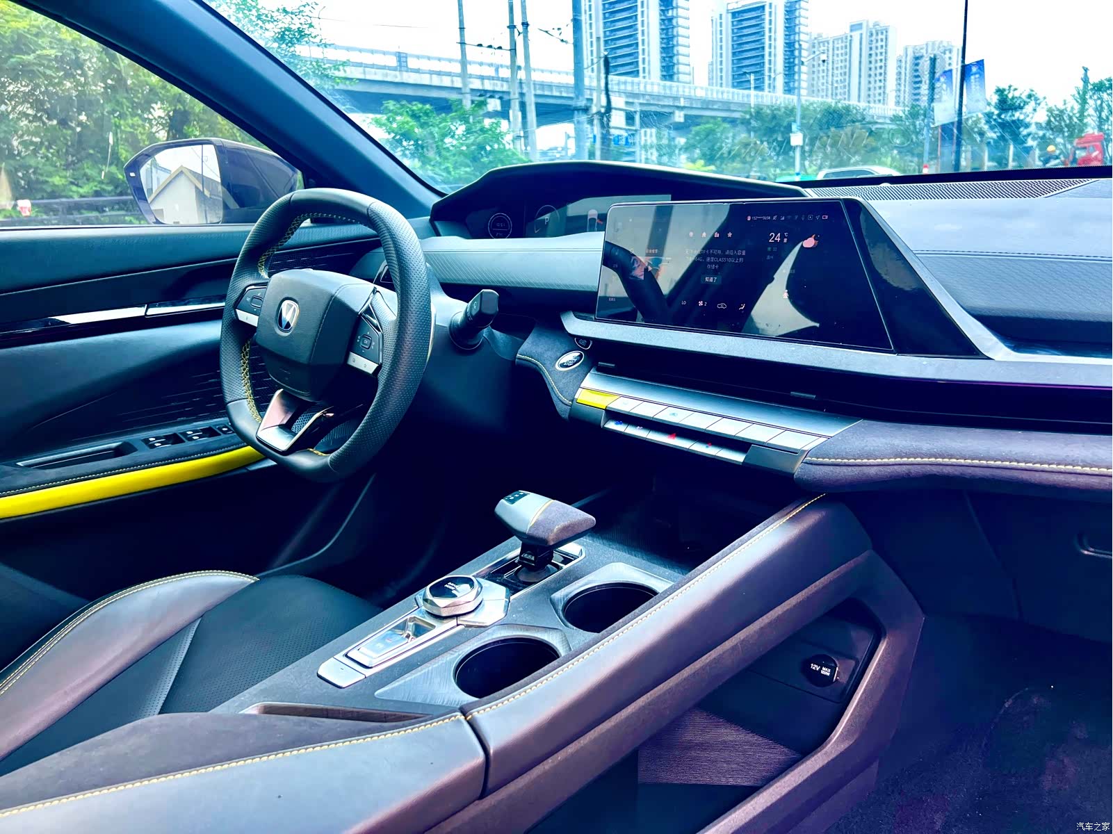 Changan UNI-V, 2022 16