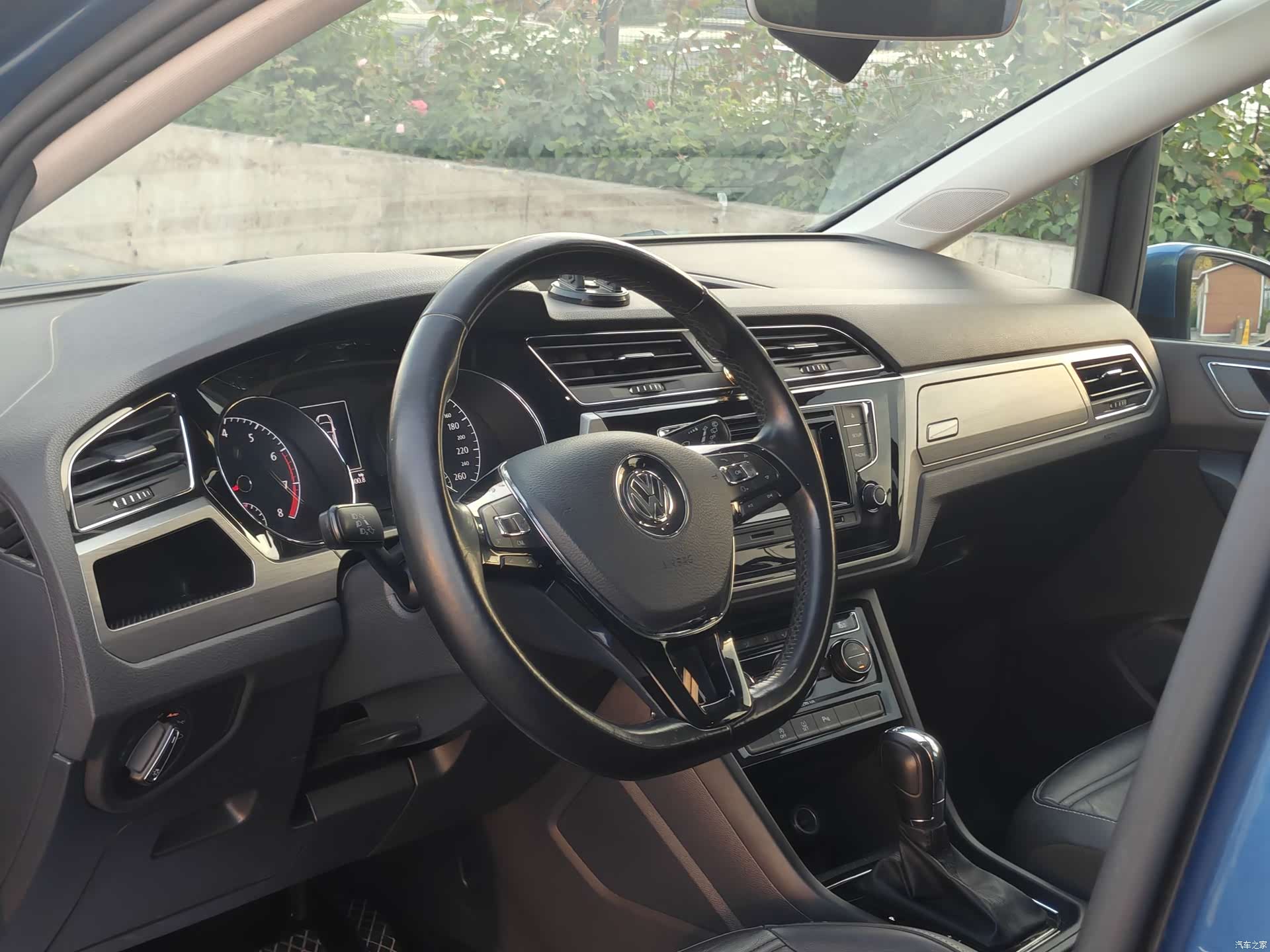 Volkswagen L, 2017 11