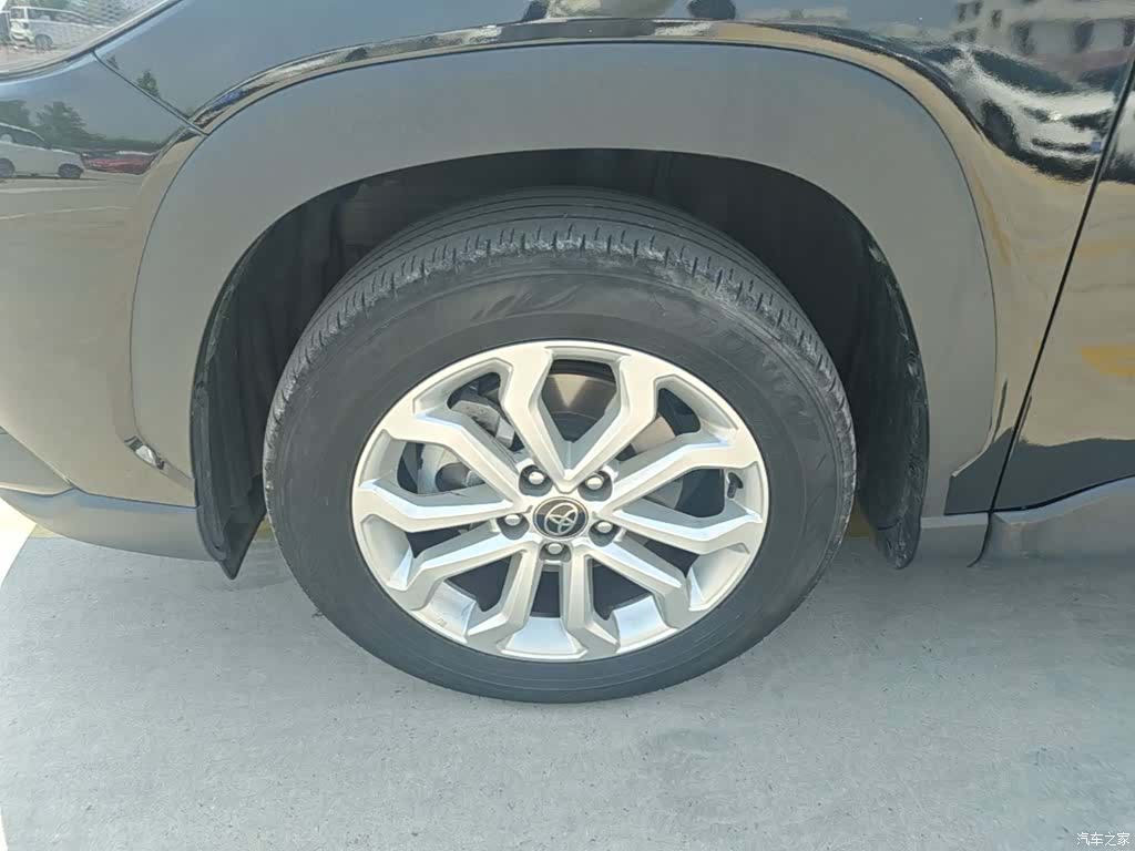 Toyota Frontlander, 2024 19