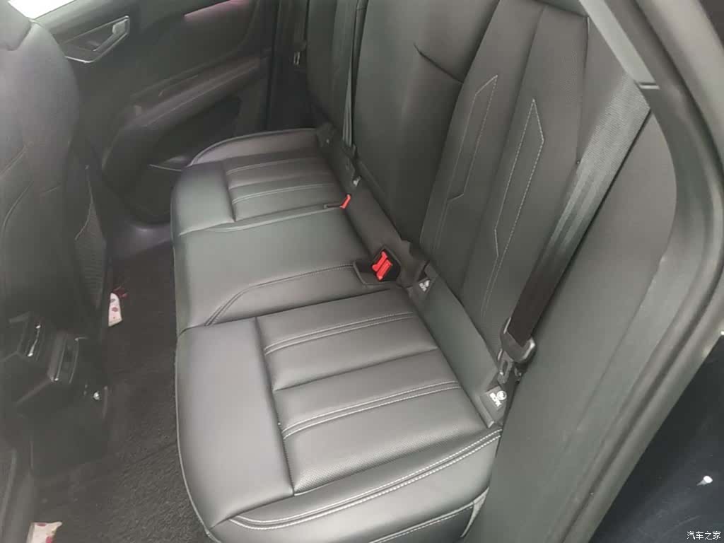 Audi Q4 e-tron, 2023 17