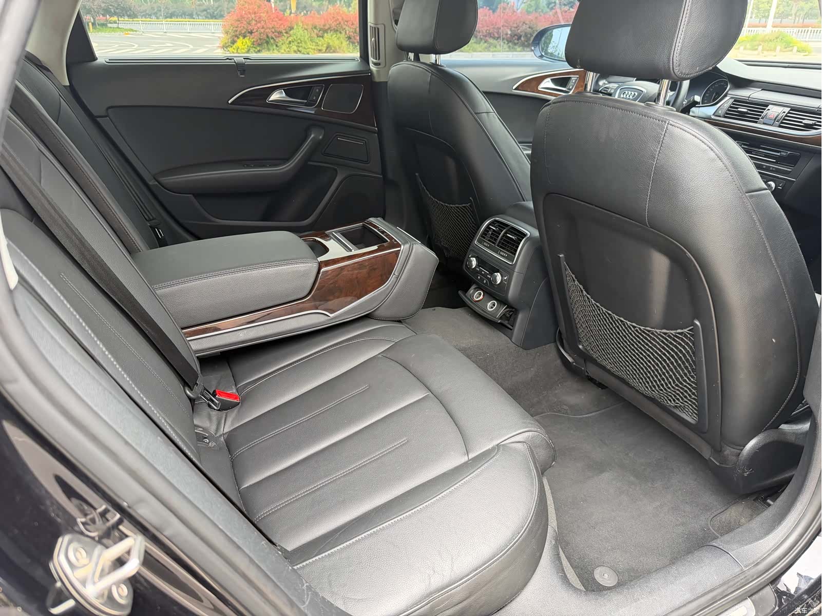 Audi A6L, 2013 22