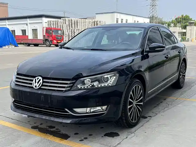Volkswagen Passat 2015 — купить из Китая под заказ
