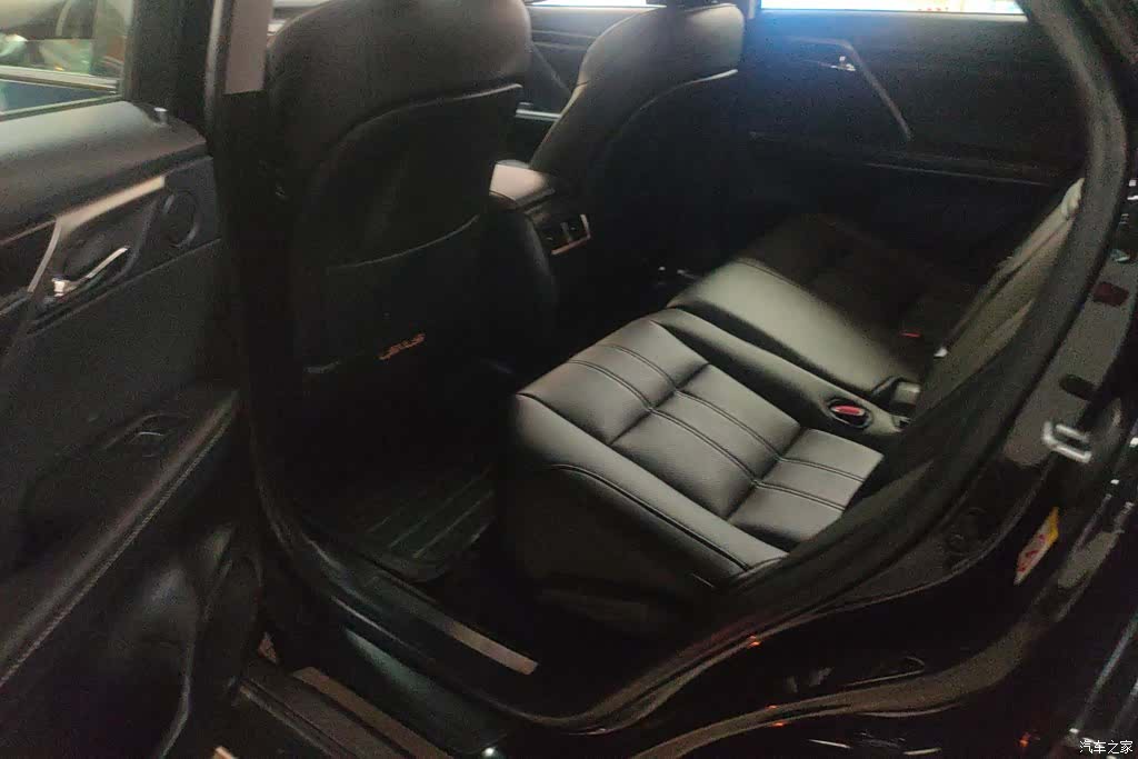 Lexus RX, 2017 11