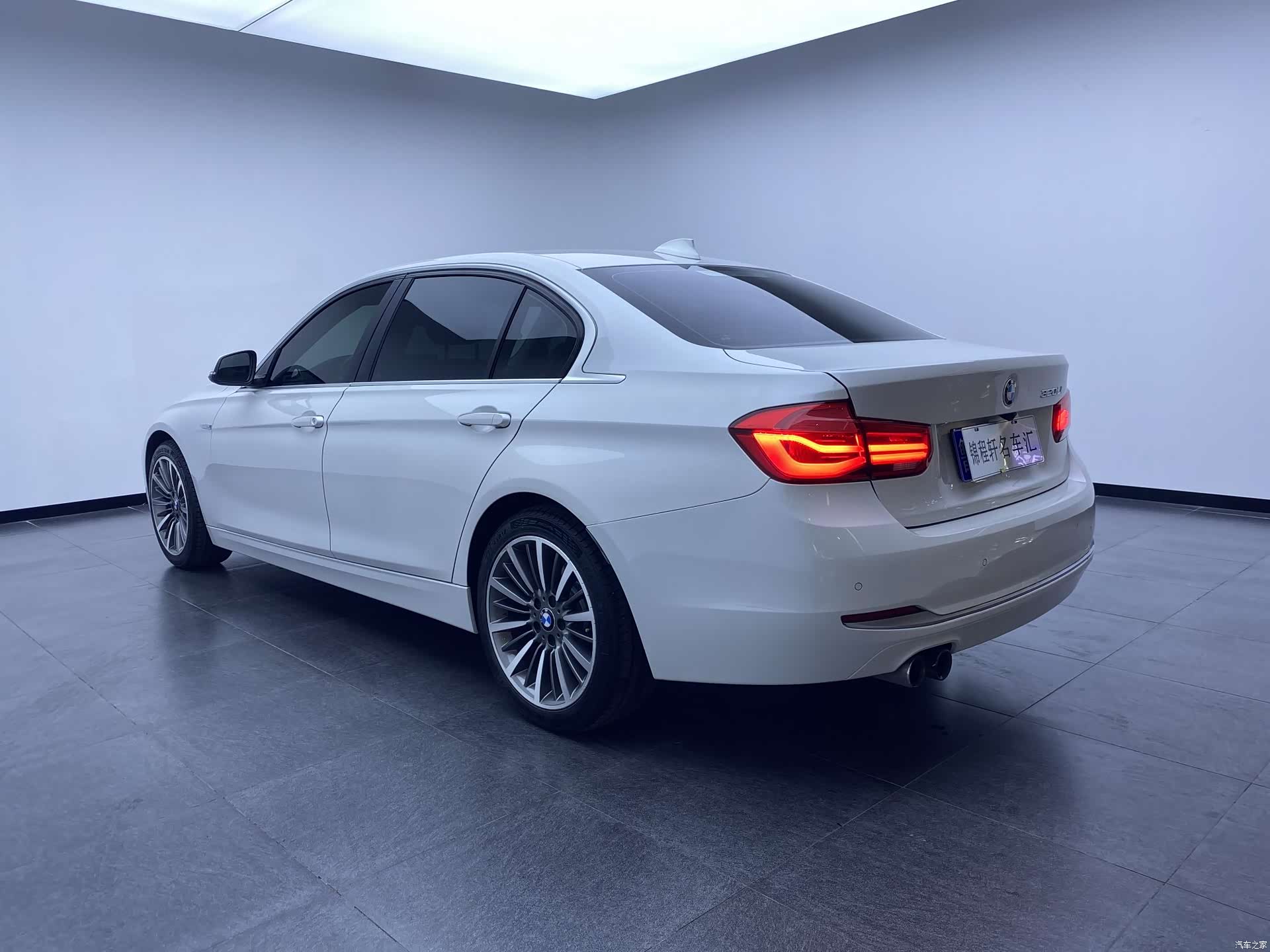 BMW 3 Series, 2018 16
