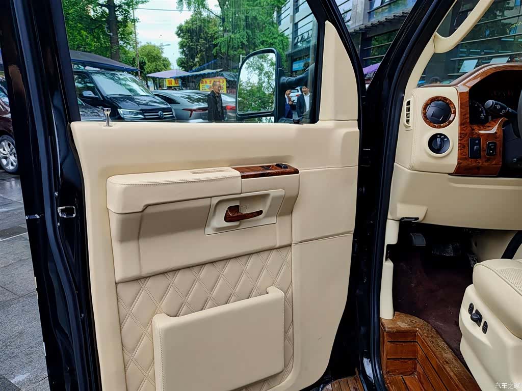 Ford E350, 2016 6