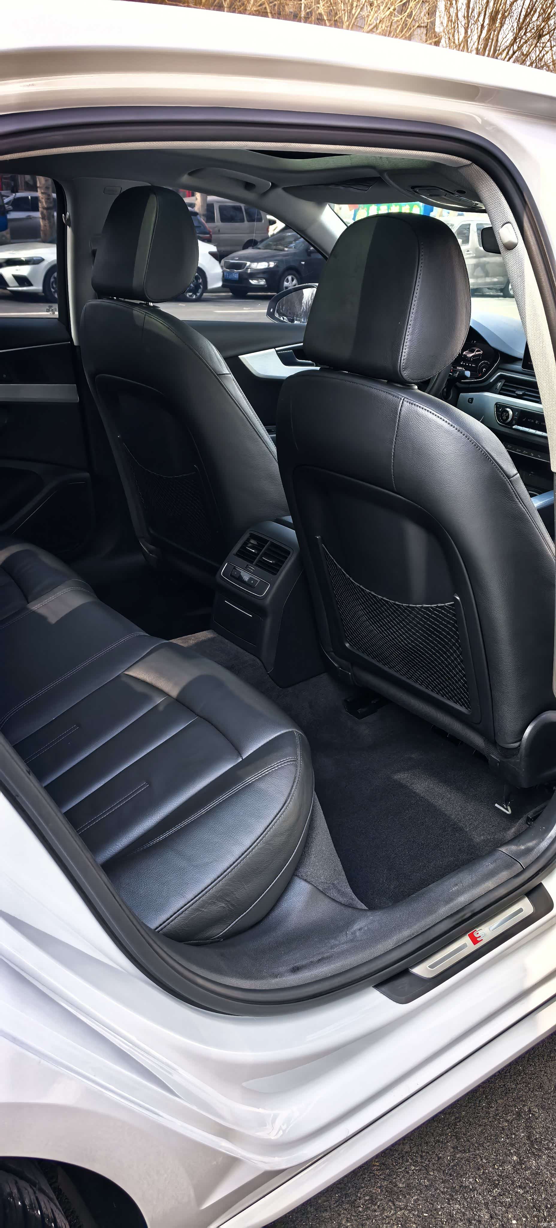 Audi A4L, 2020 9
