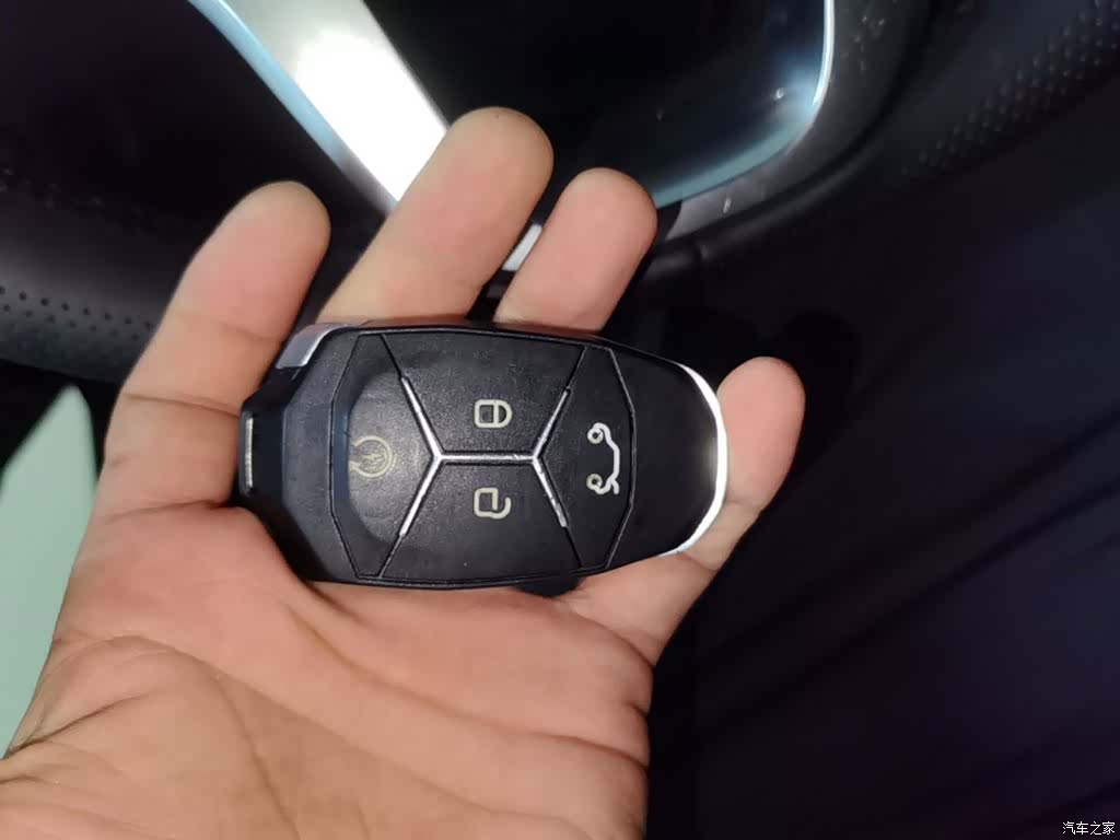 Lynk & Co 02, 2021 9