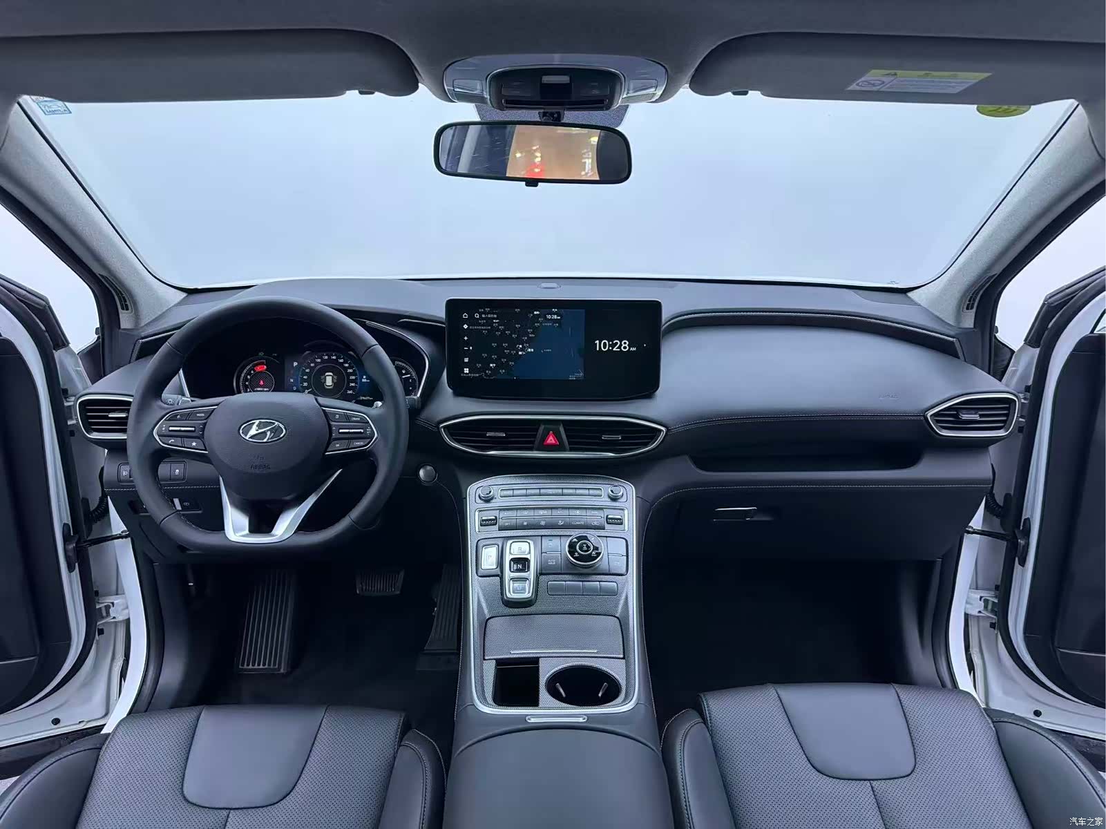 Hyundai Santa Fe, 2023 11