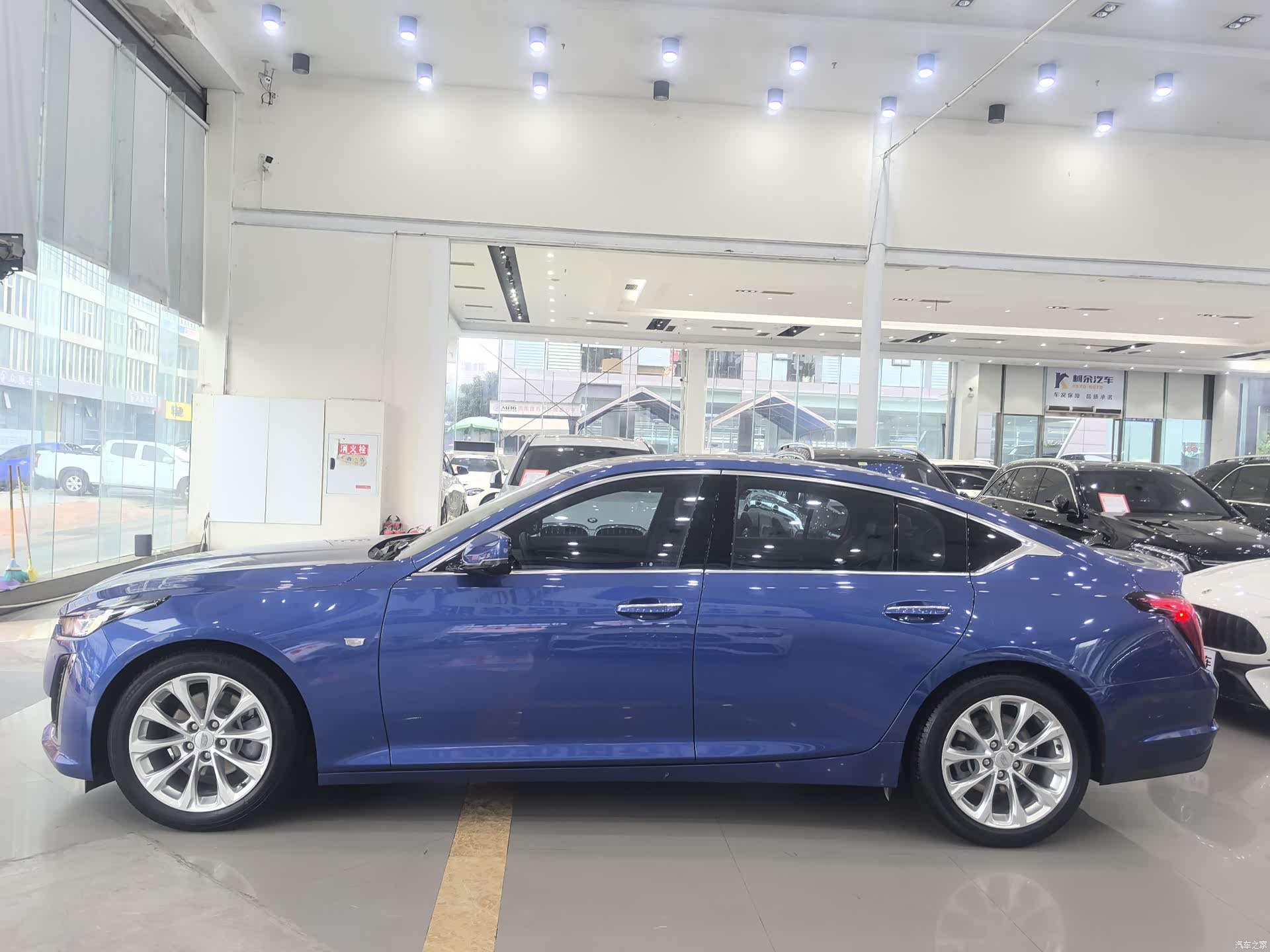 Cadillac CT5, 2022 7