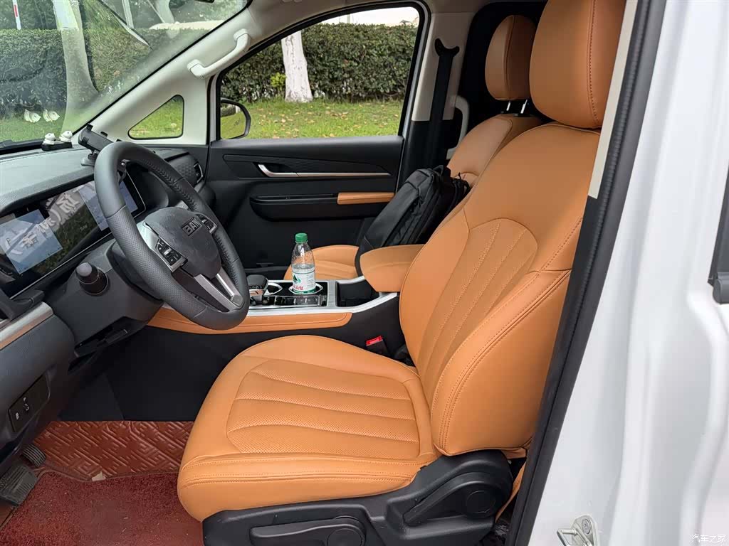 BAIC M7, 2026 8