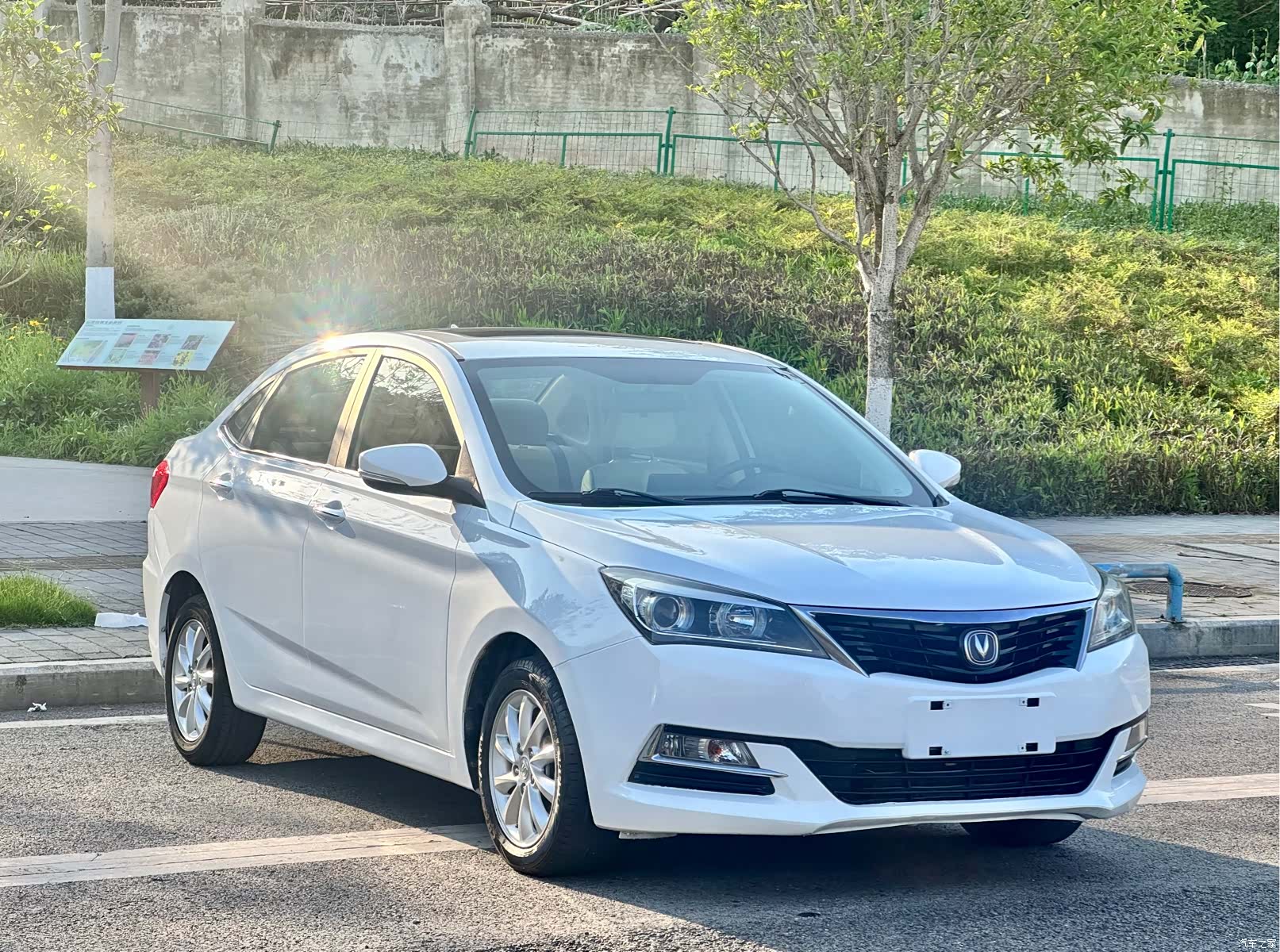 Changan V7, 2015 3