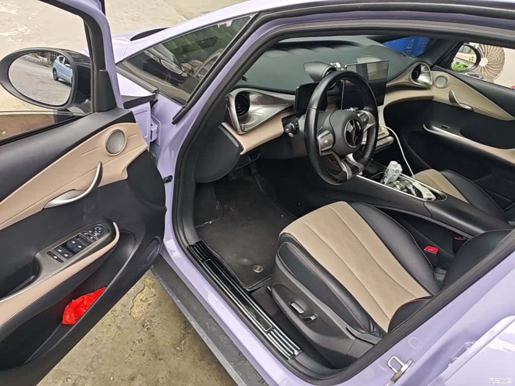 BYD Dolphin, 2023 16