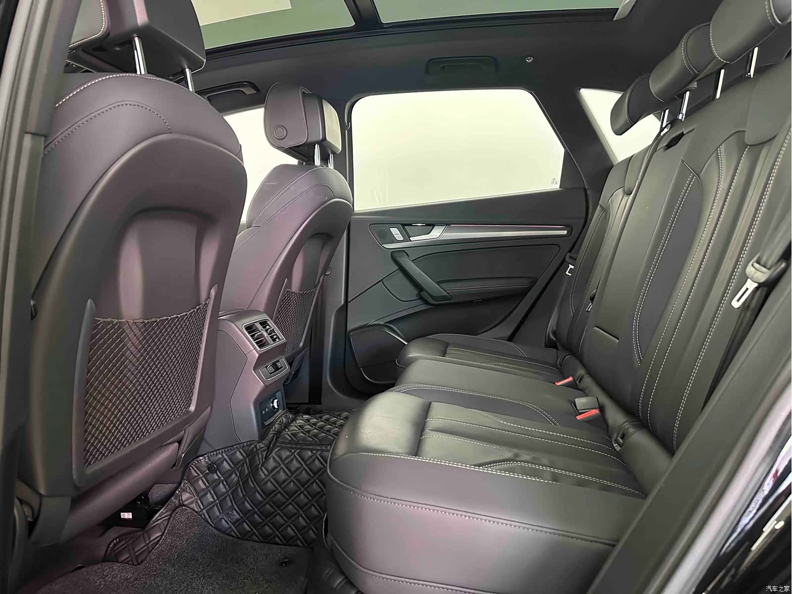 Audi Q5L, 2023 9
