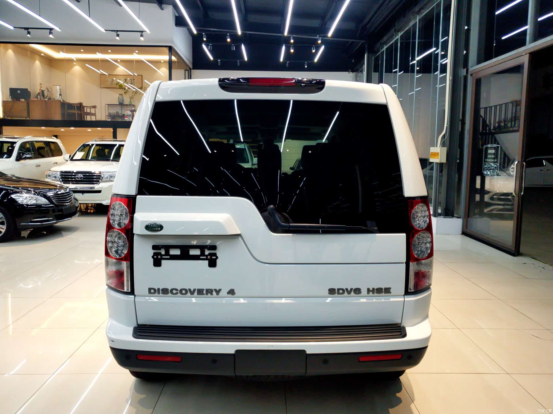 Land Rover Discovery, 2013 все фото